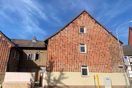 Haus zum Kaufen in Helmstedt 66.000,00 € 200 m²