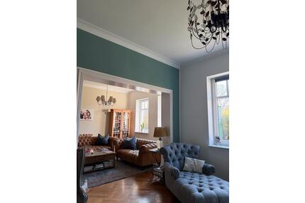 Kleine Blaue Villa Haus 230m2 - 699.000,00&nbsp;EUR Kaufpreis, ca.&nbsp; 230,00&nbsp;m&sup2; in Sehnde (PLZ: 31319)