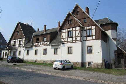 Mehrfamilienhaus 