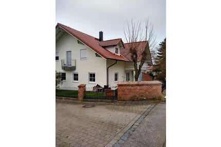 Doppel Haus Hälfte in 84326 Falkenberg zu vermieten