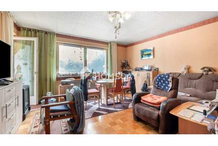 Ruhiges Wohnen mit Weitblick - gepflegte 3-Zimmer-Wohnung mit Loggia und Garagenstellplatz - Marktoberdorf