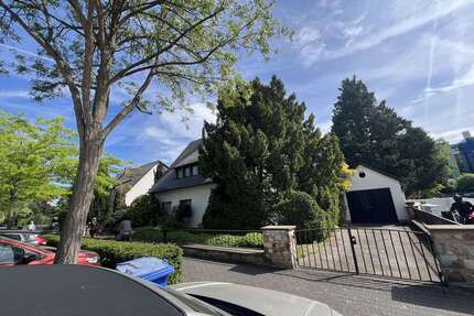 Haus zum Kaufen in Rüsselsheim 798.000,00 € 340 m²