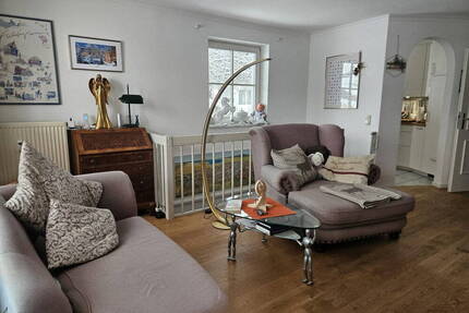 Großzügige Erdgeschoss-Wohnung mit Terasse und Gartenanteil - Eggstätt