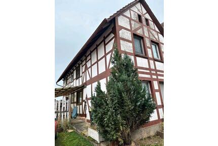 Fachwerkhaus in Heringen - 21.000,00&nbsp;EUR Kaufpreis, ca.&nbsp; 80,00&nbsp;m&sup2; in Heringen (Werra) (PLZ: 36266)