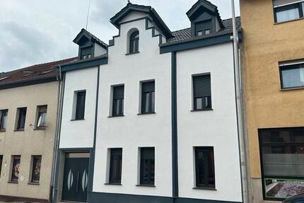Dreifamilien Haus In Völklingen Zentrum