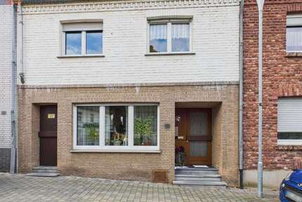 Haus zum Kaufen in Hückelhoven 149.000,00 € 148.15 m²