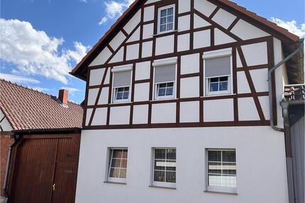 Haus, Einfamilienhaus, Scheune ruhige Lage - Körner