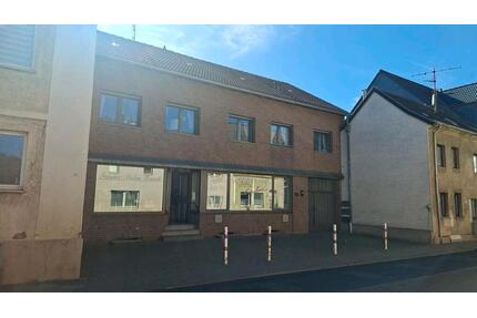 Haus in Kuchenheim Raumwunder zu verkaufen - Euskirchen Dom-Esch