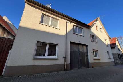 Haus zum Kaufen in Gau-Bickelheim 229.000,00 € 162.04 m²