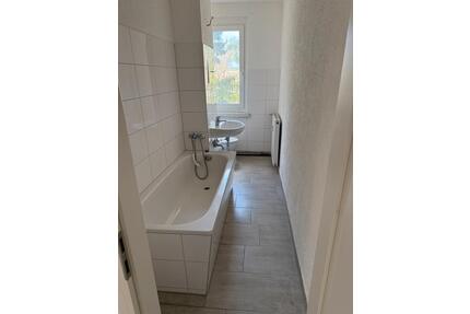 Wohnung zu verkaufen - 24.500,00&nbsp;EUR Kaufpreis, ca.&nbsp; 47,00&nbsp;m&sup2; in Drei Gleichen (PLZ: 99869)