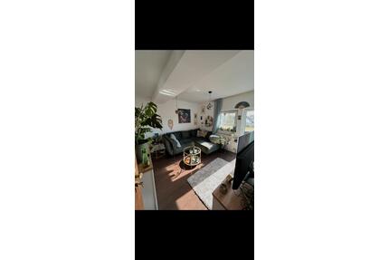 2,5 Zimmer Wohnung möbliert 3.5.26-30.6.26 - Hürth