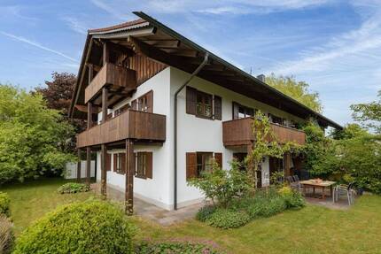 Das Naturpanorama mit unverbaubarem Weitblick - Charmantes Landhaus in sehr guter Lage Oberhaching!