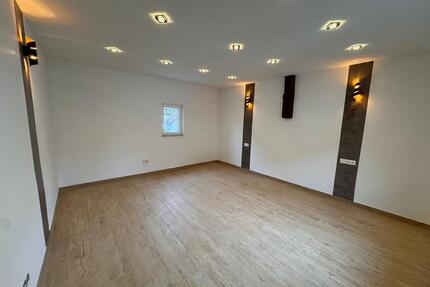 Zweizimmerwohnung frisch Renoviert - Schöffengrund