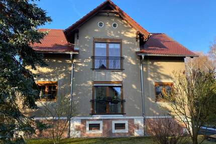 Liebevoll gepflegtes Einfamilienhaus - ideal für Familien - Großbothen