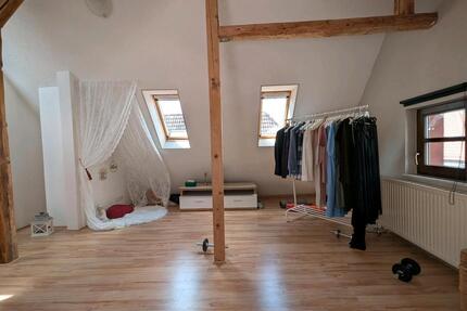 Gemütliches Dachgeschoss-Apartment - Langen (Hessen)