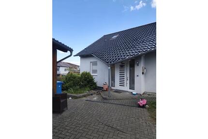 Einfamilienhaus - ohne Makler! - 395.000,00&nbsp;EUR Kaufpreis, ca.&nbsp; 223,00&nbsp;m&sup2; in Adelebsen (PLZ: 37139)