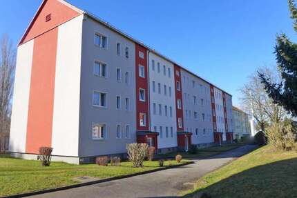 Wohnung zum Mieten in Limbach-Oberfrohna 240,00 € 35.38 m²