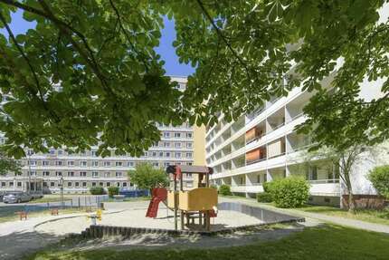 Wohnung zum Mieten in Hoyerswerda 281,00 € 58.59 m²