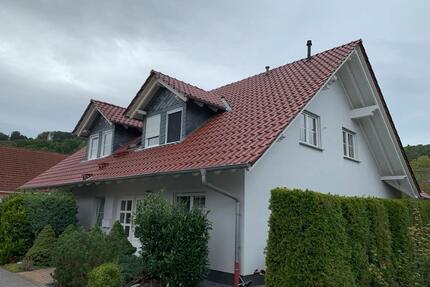 MR-Gisselberg 3 Zimmer DG Wohnung mit Balkon und Garage in EFH - Wetter (Hessen)