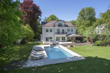 Haus zum Kaufen in Pullach im Isartal 10.900.000,00 € 598.5 m²