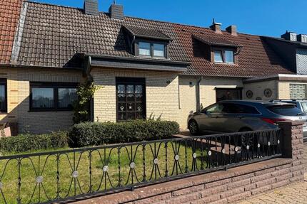 Reihenmittelhaus in bevorzugter Wohnlage in Salzgitter-Lebenstedt