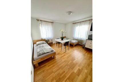 möbliertes Zimmer mit Kochnische - Bad Bellingen