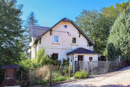Haus zum Kaufen in Schmölln-Putzkau 119.000,00 € 130 m²