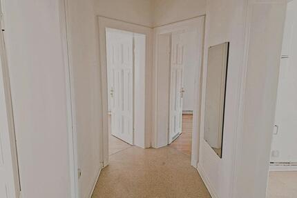 WG geeignete 4-Zi-Wohnung in zentraler Lage von Kassel