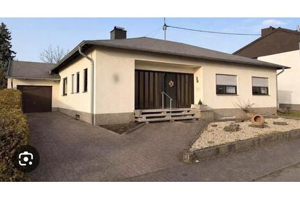 Winkelbungalow - 285.000,00&nbsp;EUR Kaufpreis, ca.&nbsp; 20,00&nbsp;m&sup2;&nbsp;Wohnfl&auml;che in Ensdorf (PLZ: 66806)