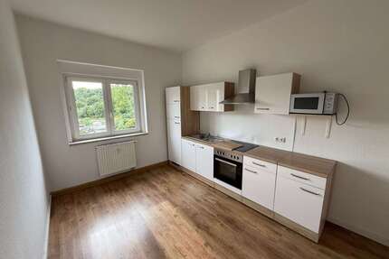 Wohnung zum Mieten in Plauen 290,00 € 54.15 m²