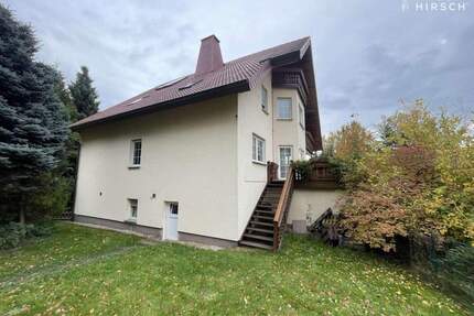 Modernes, effizientes Mehrfamilienhaus mit 3 Parteien: Große Balkone & super Grundrisse! - Löbau Lawalde