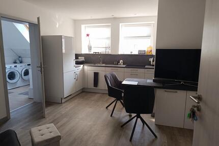 Gemütliche, voll möblierte 2-Zimmer-Wohnung mit offener Küche - Holzminden