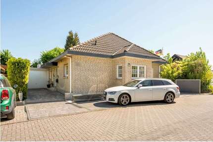 Haus zum Kaufen in Schwetzingen 1.090.000,00 € 211.11 m²