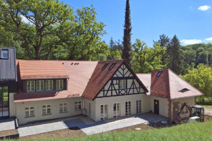 Einzigartige Altbauwohnung mit exklusiver Lage in Marburg