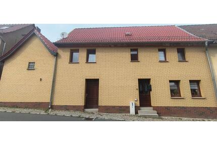 Einfamilienhaus mit Charakter, viel Potential und großem Garten - Hecklingen