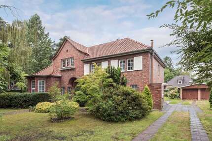 Haus zum Kaufen in Zeuthen 950.000,00 € 260 m²