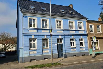 schöne Dachgeschoßwohnung 3 Zimmer - Rathenow