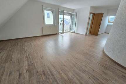 Wohnung zum Kaufen in Burkhardtsdorf 90.000,00 € 85 m²