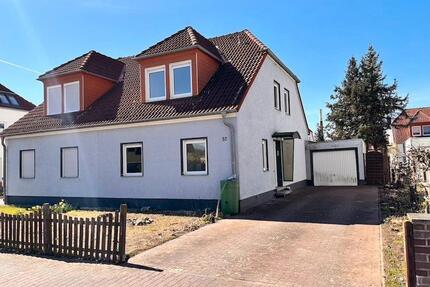 Doppelhaushälfte in in der Nähe von Magdeburg (Egeln)