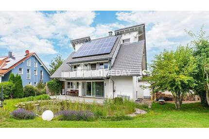 Architektenhaus mit unverbaubarem Naturblick, Geothermie & Gartenidylle - Löffingen