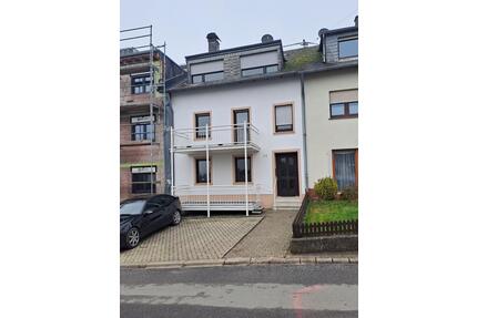 2 Zimmer, Küche, Bad, Balkon Vorraum mit Gäste WC, Kellerraum - Trier Kürenz