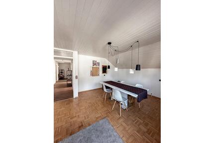 Großzügige 3,5-Zi-DG Wohnung (104 m²) mit TG & Balkon - Ellwangen (Jagst)