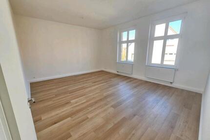 Renovierte & helle Altbauwohnung in Elbnähe - Wittenberge