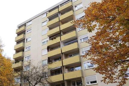 Machen Sie Ihren Traum von 4 eigenen Wänden wahr!!! Gemütliche 2 Zimmerwohnung mit Balkon - Nürnberg Neuröthenbach