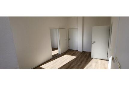 Bürofläche mit Parkplätzen - 680,00&nbsp;EUR Kaltmiete, ca.&nbsp; 68,00&nbsp;m&sup2; in Neuwied (PLZ: 56567) Feldkirchen