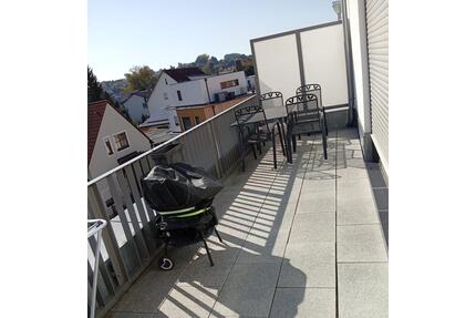 Großzügige, helle, neuwertige 3 Zimmer mit Terrasse - Wolnzach