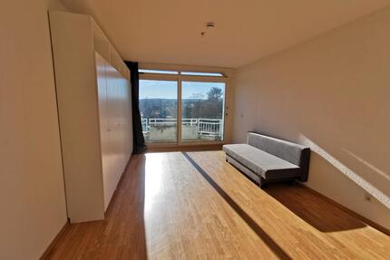 Stillvolle, citynahe und ruhige Wohnung mit EBK und Balkon - Ratingen