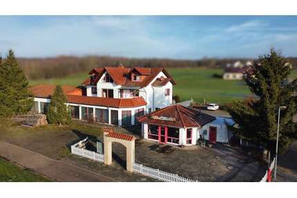 Haus zum Kaufen in Hohenstein 370.000,00 € 468 m²