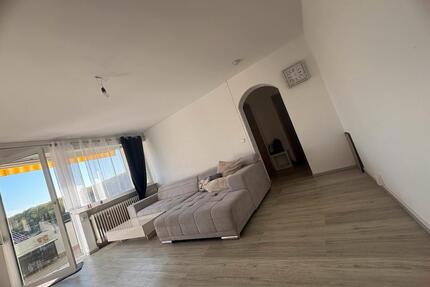 3 Zimmerwohnung in Albstadt - 870,00&nbsp;EUR Kaltmiete, ca.&nbsp; 64,00&nbsp;m&sup2; in Albstadt (PLZ: 72461) Gemarkung Onstmettingen