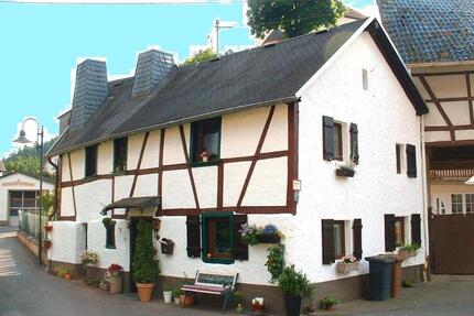PROVISIONSFREI - Kleines Fachwerkhaus mit Charme in der Eifel - Hönningen